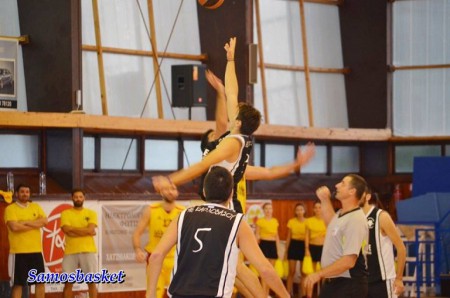ΑΕΚ-Αναγέννηση 52-57 για τον ημιτελικό του κυπέλλου